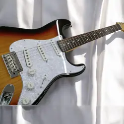 FENDER MIJ HYBRID STRATOCASTER 3-TONE SUNBURST GUITAR WITH SOFT CASE & ARM