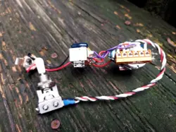 SOLDERLESS FENDER JAZZMASTER HH WIRING HARNESS COIL SPLIT 3 WAY TOGGLE 500K POTS