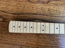 LICENSED MAPLE STRAT