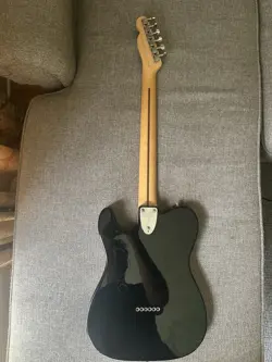 MAPLE FINGERBOARD GUITAR