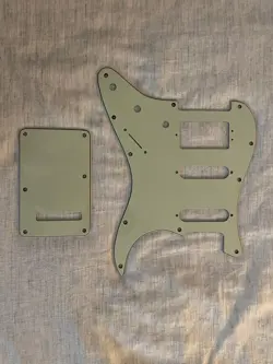 GUITAR PICKGUARD STRATCH