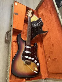 FENDER STEVIE RAY VAUGHAN STRATOCASTER #PCKE2Z