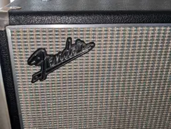 FENDER V.