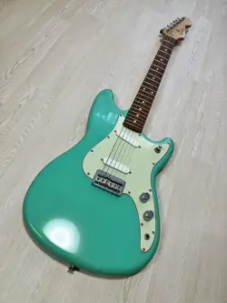 ELECTRIC GUITAR FENDER DUOSONIC #PC09HU