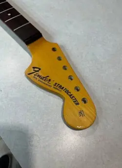 997103921 STRATOCASTER NECK