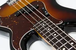 FENDER AMERICAN PROFESSIONAL II PRECISION BASS