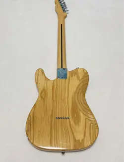 FENDER AMERICAN NATURAL