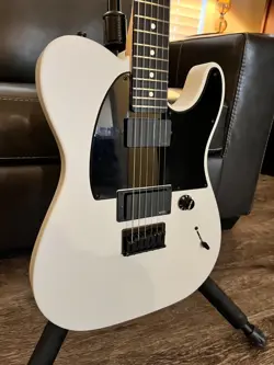 USED FENDER JIM ROOT TELECASTER FLAT WHITE