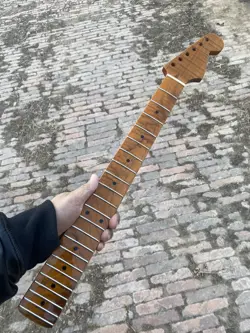 22FRET ROASTED FLAME MAPLE ST ELECTRIC GUITAR NECK 25.5INCH GLOSS  FENDER STRAT