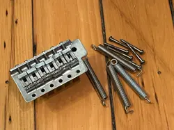 2000S FENDER MIM STANDARD STRATOCASTER GUITAR TREMOLO BRIDGE