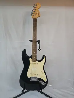 FENDER SQUIER AFFINITY STRATOCASTER BLACK ELECTRIC GUITAR