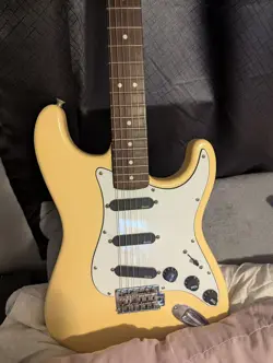 STRATOCASTER GUITAR MODIFIED