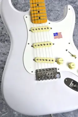 FENDER ERIC JOHNSON STRATOCASTER MAPLE WHITE BLONDE *LY242