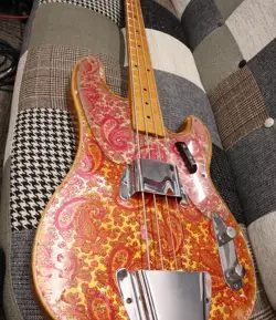 GUITAR FENDER ELECTRIC