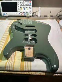 FENDER AMERICAN PRO STRATOCASTER BODY