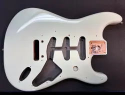 FENDER 60'S CLASSIC PLAYER STRATOCASTER BODY FADED SONIC BLUE STRAT GUITAR