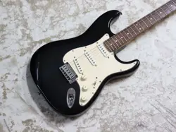SQUIER BY FENDER STANDARD STRATOCASTER USED ROSEWOOD FINGERBOARD BLACK