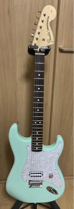 DELONGE STRATOCASTER SAFE