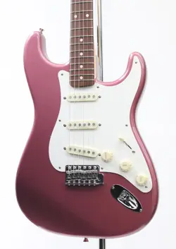 FENDER CHAR STRATOCASTER / BURGUNDY / 3.31KG