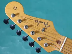 FENDER JAPAN ST54-LTD NO.DG1496