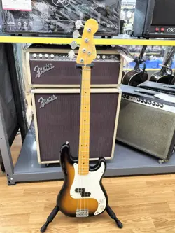 FENDER JAPAN / PB57-75