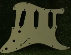 MONTREUX GUITARS 62 STRAT PICKGUARD FOR USA MEX FENDER  - MINT IVORY