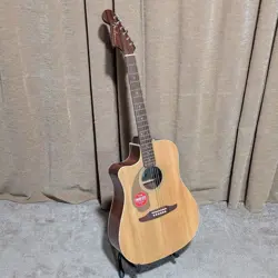 FENDER LEFT-HANDED CALIFORNIA