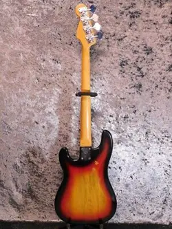 FENDER PRECISION BASS '79 SB/R