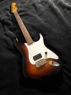 STRATOCASTER CUSTOM MOD