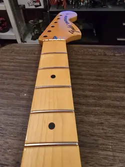 NECK 73 STRATOCASTER