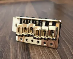 FENDER STRATOCASTER GOLD TREMOLO BRIDGE