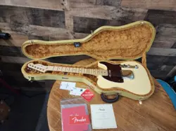 2022 FENDER AMERICAN PERFORMER TELECASTER VINTAGE WHITE WITH OHSC TWEED.