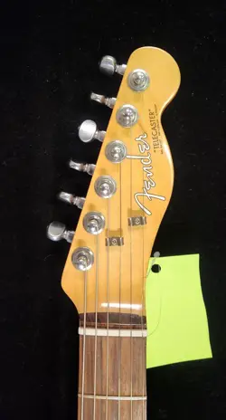 TELECASTER WITH HARDSHELL