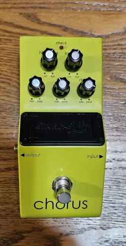 FENDER STARCASTER CHORUS PEDAL GUITAR EFFECTS PEDAL BRAND NEW OPEN PACKAGE