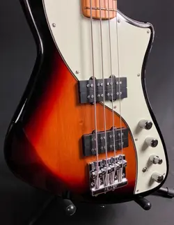FENDER PLAYER PLUS ACTIVE METEORA BASS 4-STRING BASS GUITAR 3-TONE SUNBURST