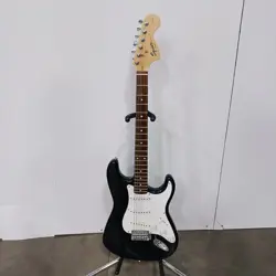 FENDER SQUIRE STRAT GUITAR