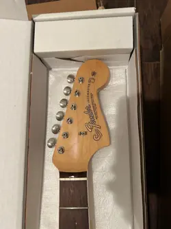 FENDER JAZZMASTER HEADSTOCK NECK - ROSEWOOD FINGERBOARD WITH TUNERS