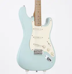 FENDER CLASSIC 50S STRATOCASTER DAPHNE BLUE