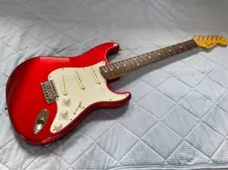 STRATOCASTER RED 1983