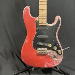 STRATOCASTER 1984-1987 MADE