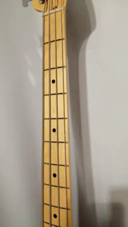ELECTRIC BASS MIJ