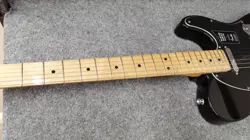 FENDER MEXICO PLAYER SERIES ELECTRIC GUITAR