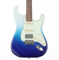 FENDER PLAYER PLUS STRATOCASTER HSS PAU FERRO FINGERBOARD BELAIR BLUE MADE IN 20
