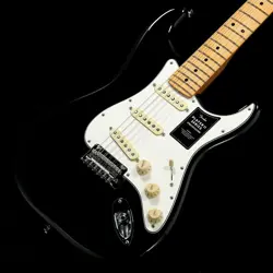 FENDER PLAYER II STRATOCASTER MAPLE FINGERBOARD BLACK WEIGHT: 3.55KG