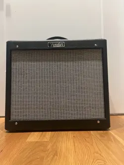 FENDER BLUES JUNIOR III AMP EXCELLENT CONDITION