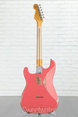 LIMITED-EDITION '54 STRATOCASTER