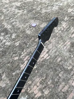 MAPLE STELECTRIC GUITAR