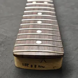 2011 FENDER USA STRAT ROSEWOOD NECK AMERICAN STRATOCASTER ELECTRIC GUITAR