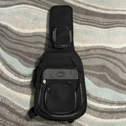 GUITAR MEDIUM FENDER