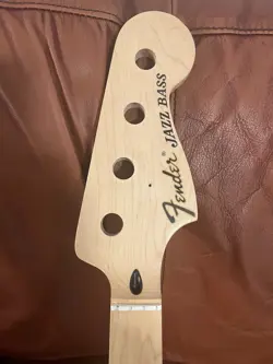 91 FENDER JAZZ